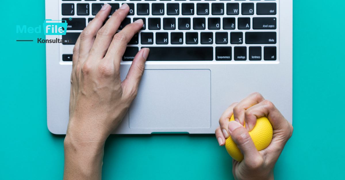 Jak psychiatra online wspiera osoby, które żyją w ciągłym napięciu mięśniowym?